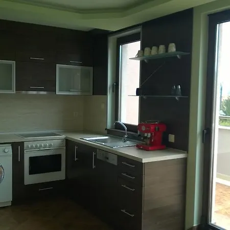 Ira Apartment *